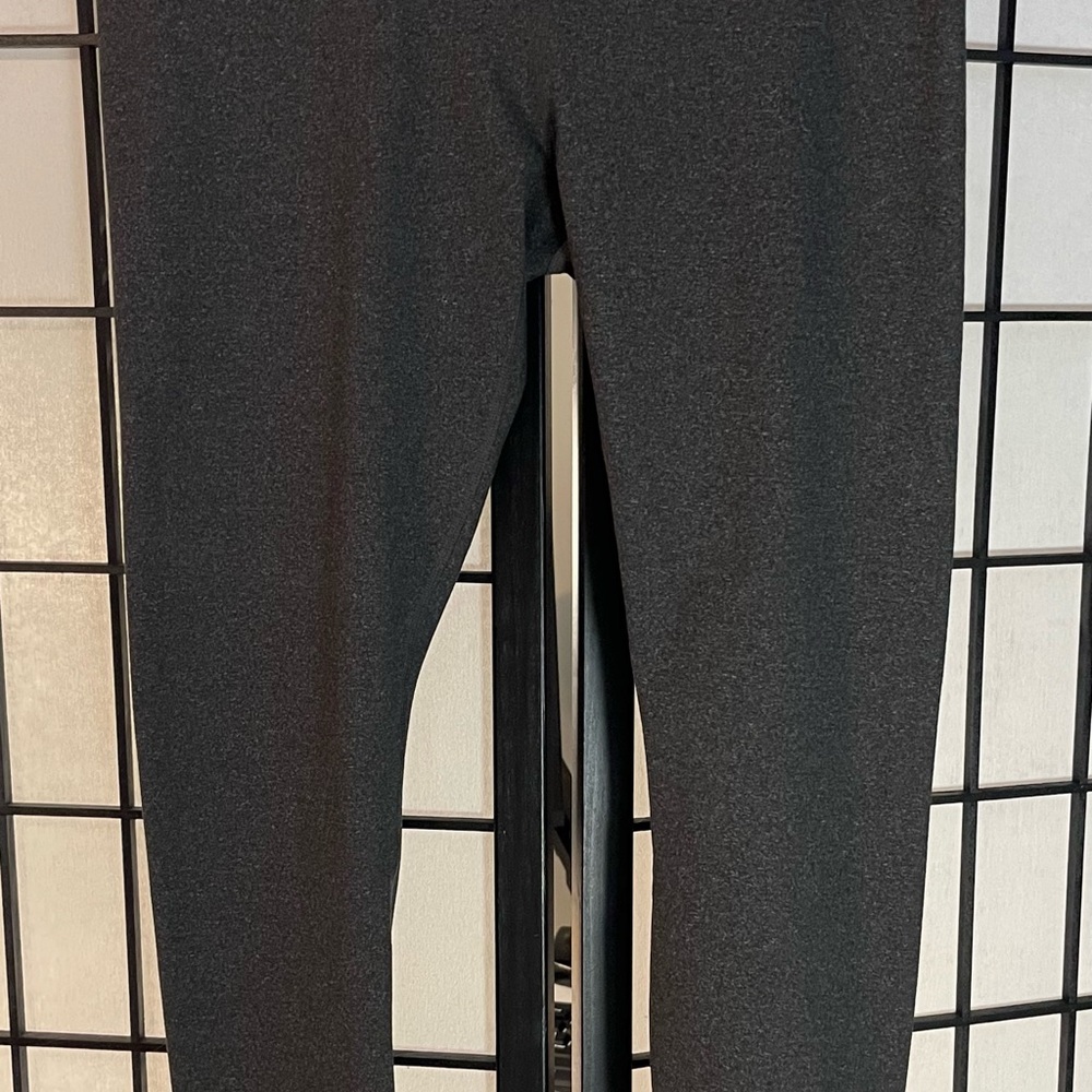 Women’s Powerhold Fabletics leggings.